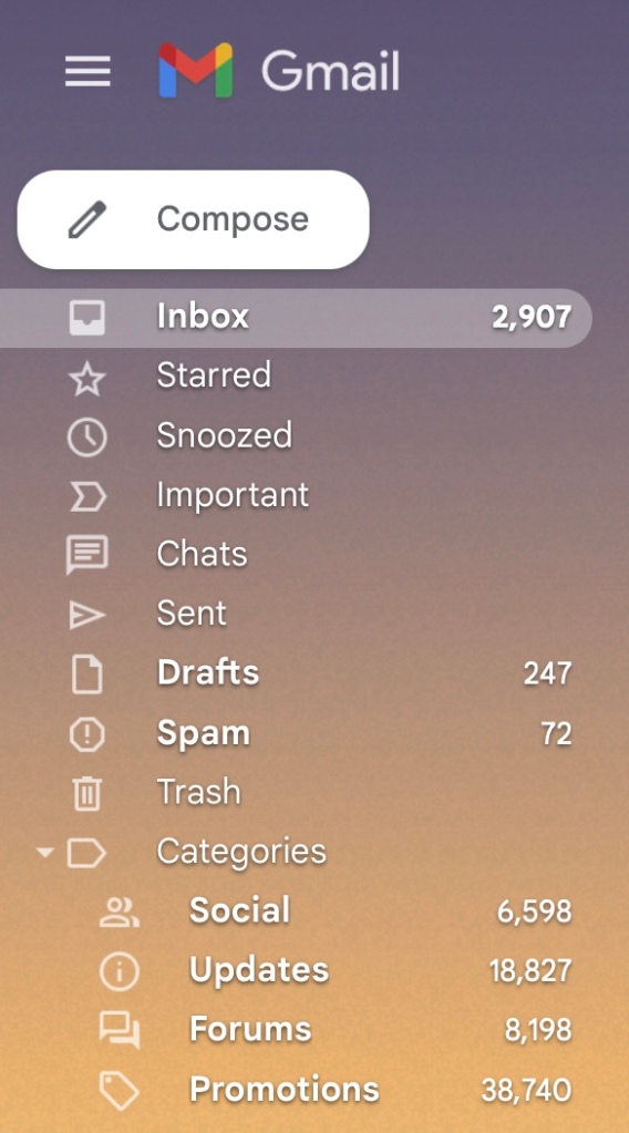 Email list showing 2,907 unread emails in an inbox.