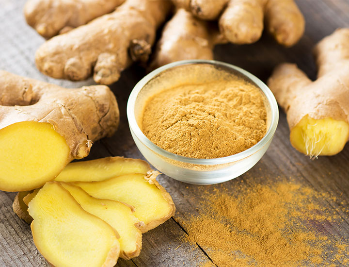 Powdered and fresh ginger