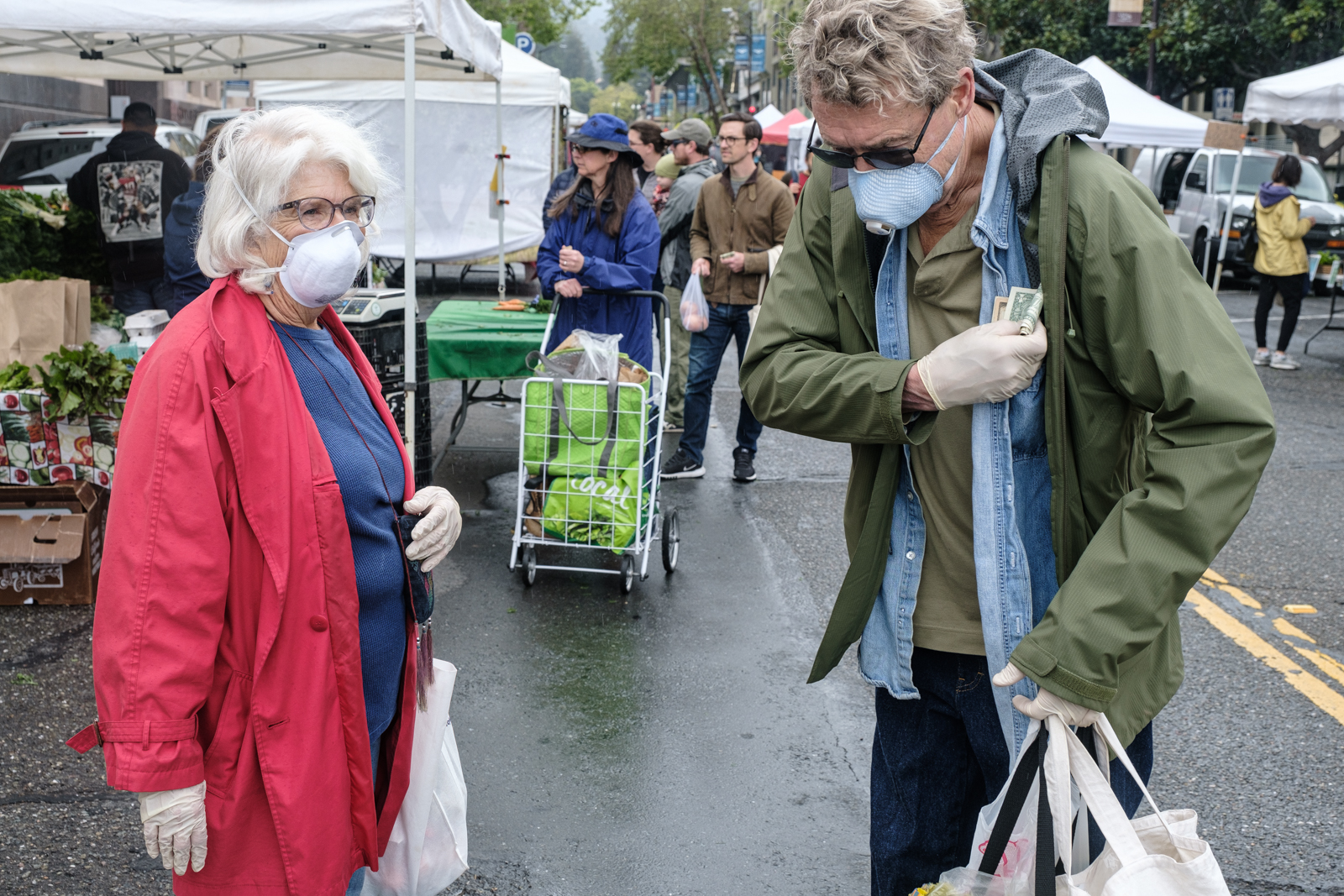 These Berkeley and Oakland hospitals still need masks